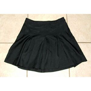 HOT TOPIC Solid Black Sz Small Casual Wear Pleated Side Zip Skater Mini Skirt